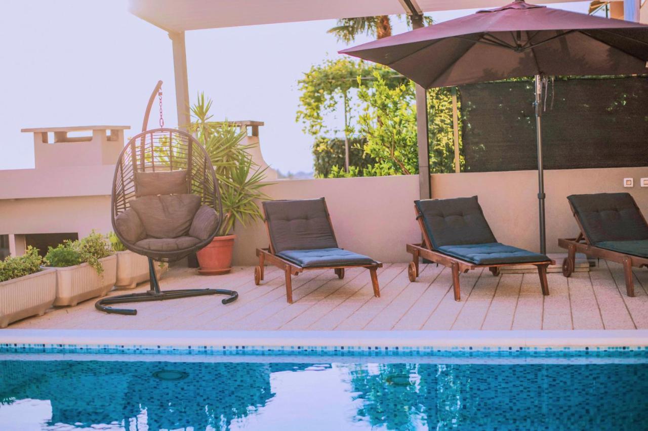 Apartment With Private Pool "Patricia" Makarska Exteriör bild